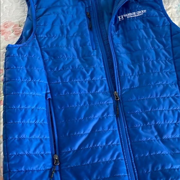 Port Authority Quilted Blue Vest with Insulation - Picture 4 of 7